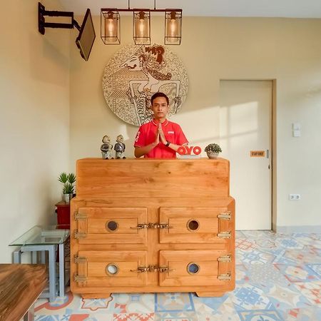 Готель Super Oyo 3496 Griya Gayatri Syariah Melati Екстер'єр фото